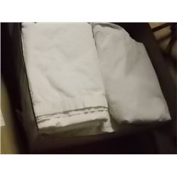 HOTEL LINEN - QUEEN SHEETS - BOX
