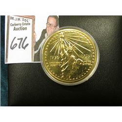1776-1976 American Revolution Bicentennial Commemorative BU Gold-Plated Medalion in original felt-li