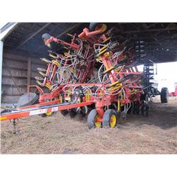 BOURGAULT 5710 - 36' SINGLE CHUTE AIR DRILL