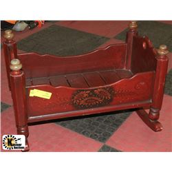 ROCKING WOODEN DECORATIVE VINTAGE STYLE BABY CRIB