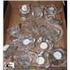 Image 1 : FLAT OF PARTYLITE CANDLE HOLDERS AND CANDLES