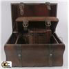 Image 1 : 3 DECORATIVE DISPLAY BOXES