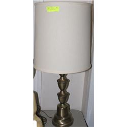 LAMP WITH LARGE SHADE