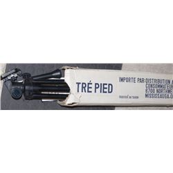 SUPERLITE IN-1443 TRIPOD W/ORIGINAL TAG