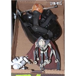 FLAT OF STAR WARS TOYS INCLUDING ANIMATED MASK