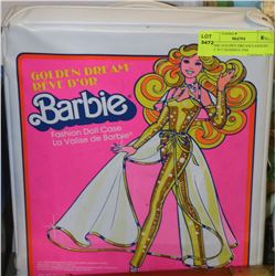 BARBIE GOLDEN DREAM FASHION CASE W/3 BARBIES.1968