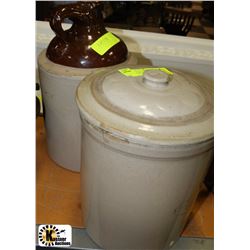 MEDALTA 1 GALLON CROCK WITH LID AND JUG