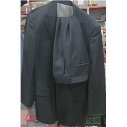 BOSS SUIT JACKET & PANTS SIZE 50