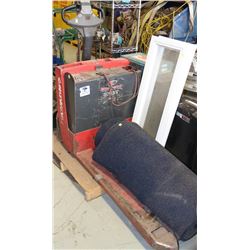 RAYMOND ELECTRIC PALLET JACK