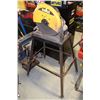 Image 1 : DEWALT CHOP SAW & STAND