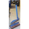 Image 1 : 12" METAL SHEAR