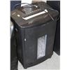 Image 1 : PAPER SHREDDER