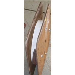 DISPENSER & CONTENTS