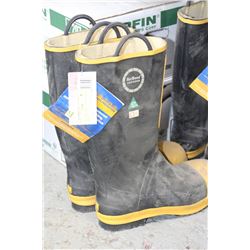 AIR BOSS STEEL TOE RUBBER BOOTS SIZE 13