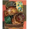 Image 1 : BOX OF WICKER BASKETS