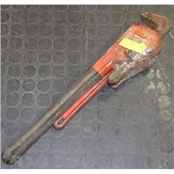 LOT OF 2 PIPE WRENCHES
