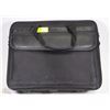 Image 1 : LEATHER TARGUS LAPTOP CARRYING BAG
