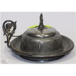 VINTAGE MONARCH SILVER CO. METAL BUTTER DISH