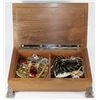 Image 1 : SMALL VINTAGE JEWELLERY BOX WITH CONTENTS