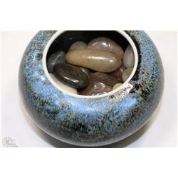 POTTERY DISH WITH POLISHED ROCKS