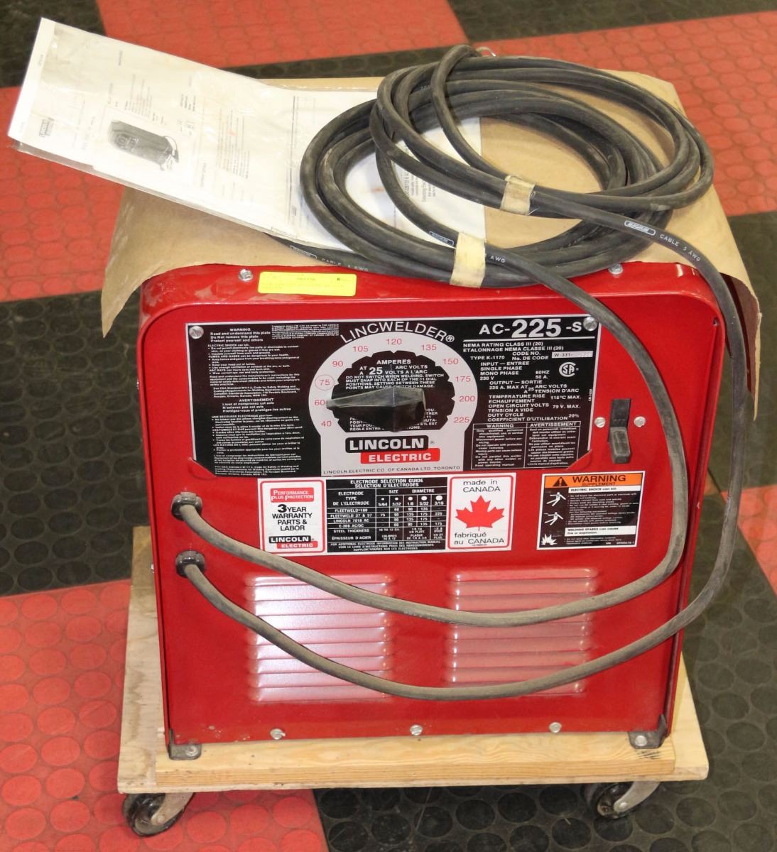 NEW LINCOLN ELECTRIC AC 225S WELDER
