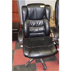 LEATHERETTE OFFICE DESK CHAIR ON CHOICE