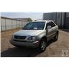 Image 7 : 1999 LEXUS RX 300 AWD