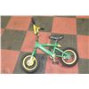 Image 1 : CHILD JOHN DEERE PEDAL BIKE