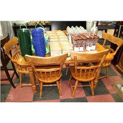 MAPLE KITCHEN TABLE WITH 2 ARM CHAIRS & 4 SIDE