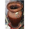 Image 1 : LARGE WICKER VASE