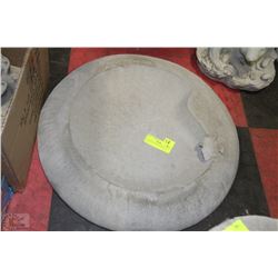 CONCRETE GROUND BIRDBATH 19" WIDE