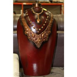 LARGE BROWN DECORATIVE VASE