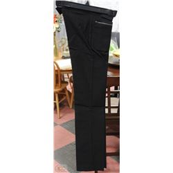 NEW MODERNE SUZY STRAIGHT LEG PANTS  SIZE 3