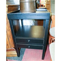 SOLID WOOD NIGHTSTAND /TABLE