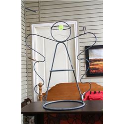 METAL ANGEL PLANT STAND 20" TALL