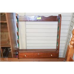 VINTAGE 4 GUN WALL RACK