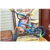 Image 1 : KIDS HUFFY BIKE WITH TRAINING WHEELS & GUARD