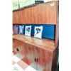 Image 1 : 4 DOOR HUTCH SOLD W/ 2 DOOR CABINETS