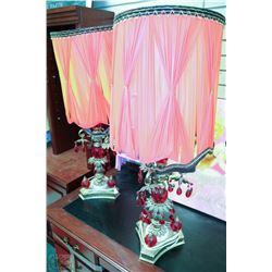 PAIR OF VINTAGE LAMPS.  SHADE IS DAMAGED