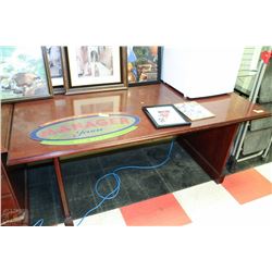 TABLE GLOBAL PRESIDENTIAL SERIES CHERRY 72"X36"