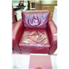 Image 1 : LEATHER CHAIR