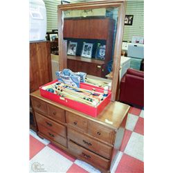 6 DRAWER MAPLE DRESSER & MIRROR