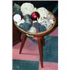 Image 1 : WOOD 3-LEGGED DECOR TABLE WITH DECORATIVE BALLS