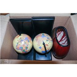 BOX WITH MINI GLOBES AND SHOWHOME DECORATIONS