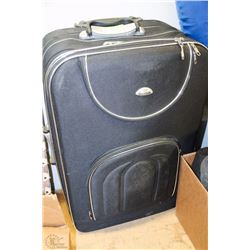 UPRIGHT SUITCASE