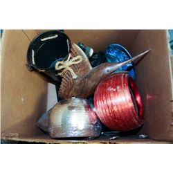 BOX OF MISC ORNAMENTS