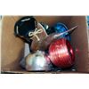 Image 1 : BOX OF MISC ORNAMENTS