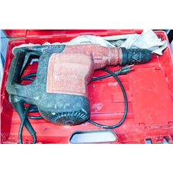 HILTI HAMMER DRILL ELECTRIC TE70 COMES WITH 2 BITS