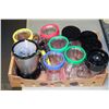 Image 1 : MAGIC BULLET WITH 4 LIDS,8 CUPS AND 1 CHOPPER