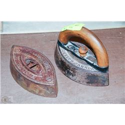 2 SAD IRONS WITH 1 HANDLE